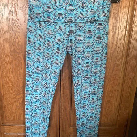 Lularoe leggings os - Picture 2 of 3